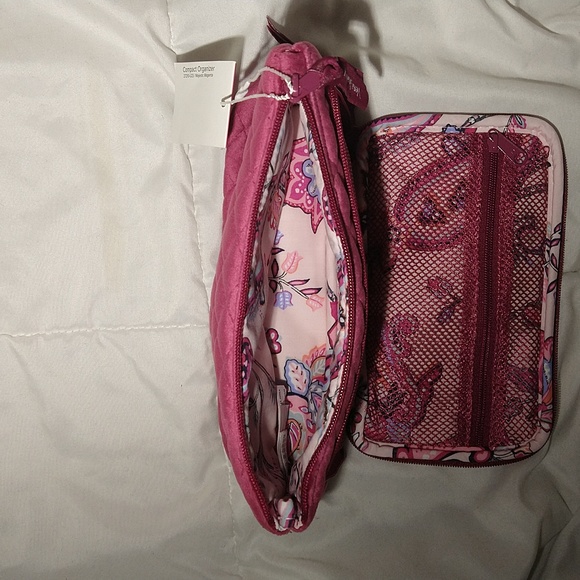 Vera Bradley Compact Organizer - Picture 3 of 8